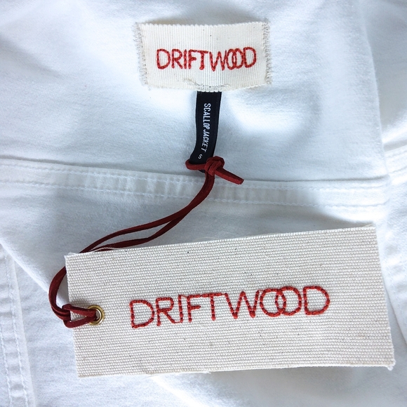 Driftwood Scallop Denim Jacket White  S, M, L, XL - Picture 4 of 7